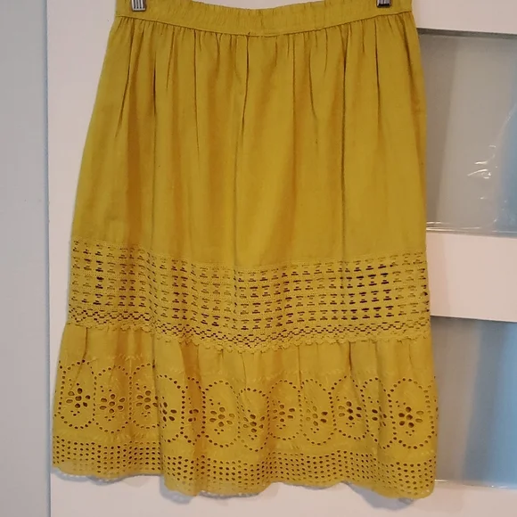 Mustard Button-Front Eyelet Midi Skirt - Picture 3 of 4
